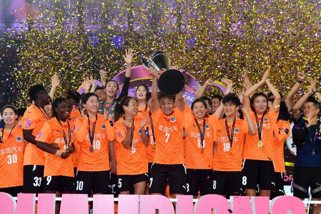 亞足聯(lián)主席祝賀武漢女足亞冠冠軍，感謝中國(guó)承辦賽事