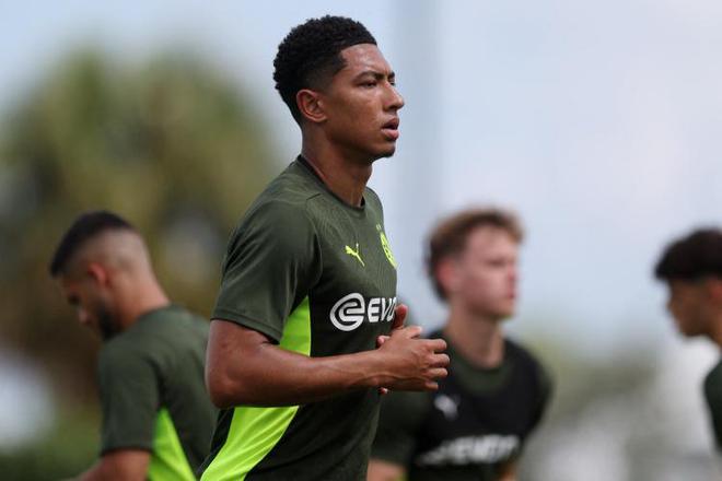 圖片報(bào)：多特售萬(wàn)件世俱杯球衣，小貝印號(hào)占三分之一。