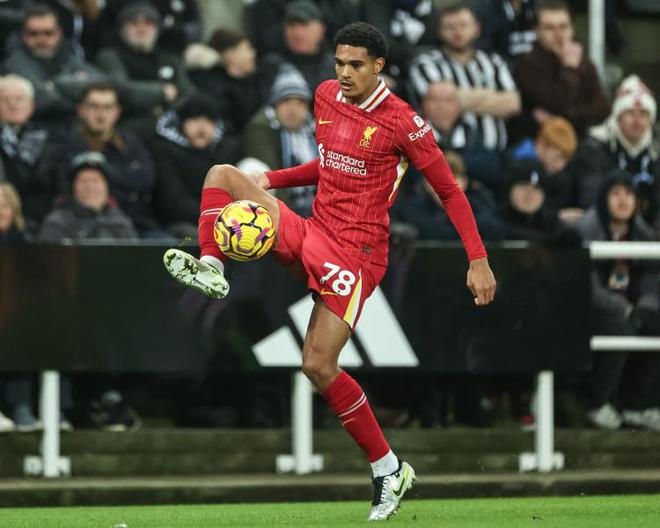 泰晤士：寬薩轉(zhuǎn)會勒沃庫森，3500萬鎊，利物浦商討回購條款。