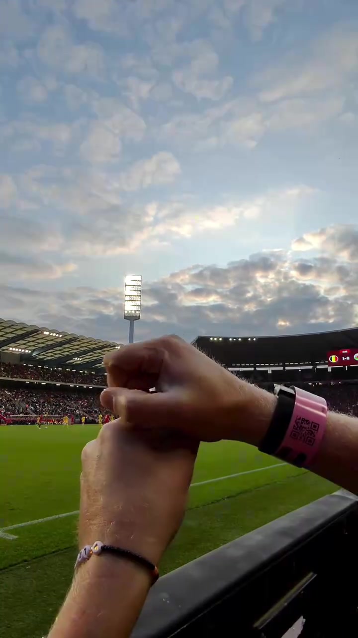 足球的藝術(shù)性時刻35mm膠片下比利時全隊的精彩圖集