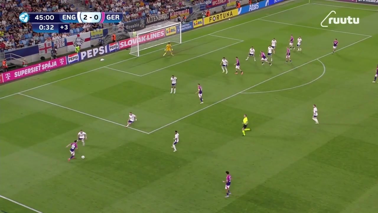 德國扳回一城內(nèi)布爾精準傳中維普爾頭球破門