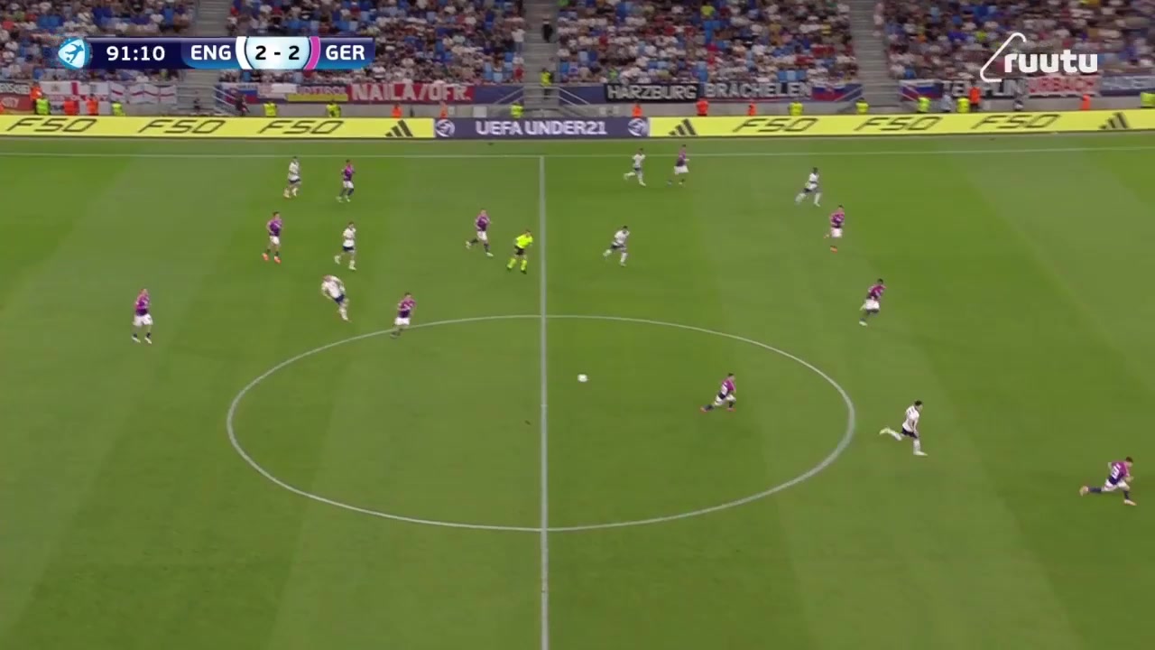 英格蘭加時(shí)賽破門(mén)泰勒-莫頓傳中助攻洛維頭球破門(mén)