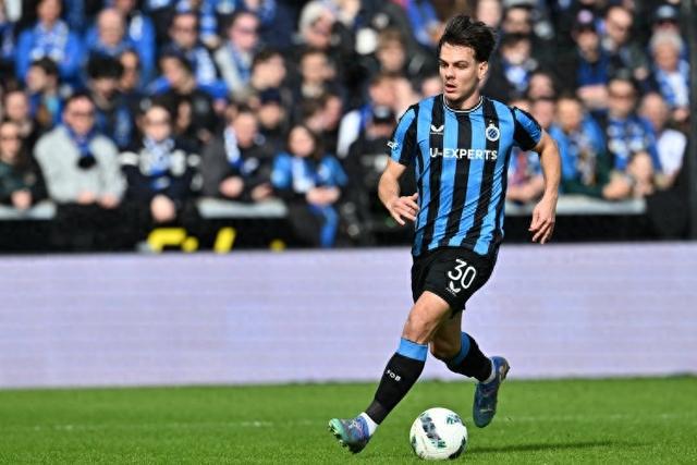 記者：多特戰(zhàn)AC米蘭爭(zhēng)賈沙里，已初聯(lián)布魯日。