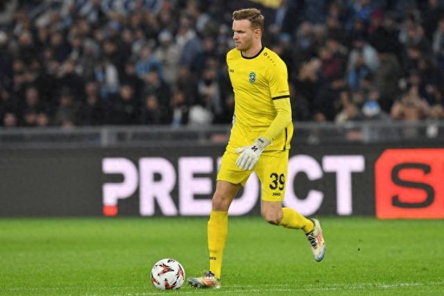 拜仁考慮簽31歲門將邦曼，烏爾賴希續(xù)約在望。