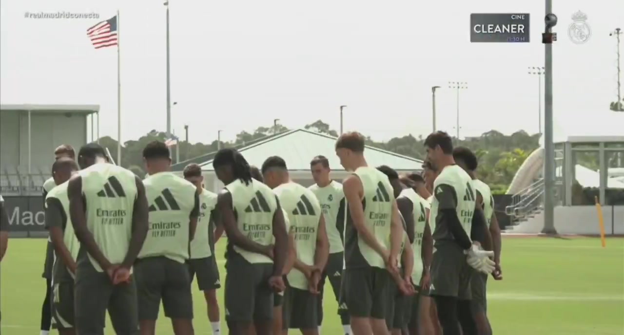 痛惜皇馬世俱杯訓練前為去世的若塔兄弟默哀