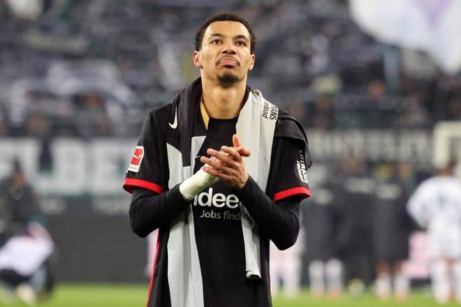 記者：紐卡求購?；倏?，估價9000萬歐，法蘭克福持開放態(tài)度。