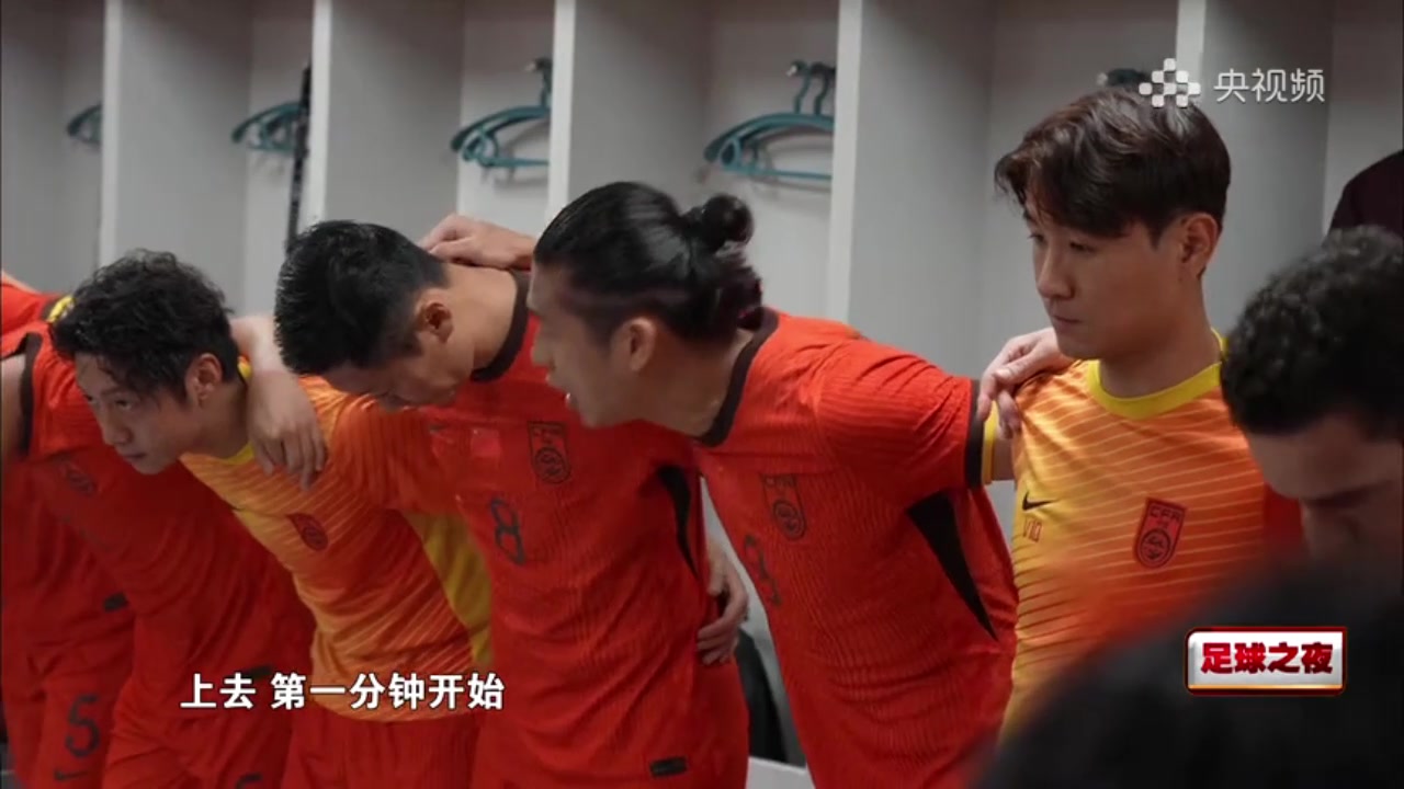 東亞杯張玉寧賽前發(fā)話到咱們贏球的時(shí)候了 第一分鐘開(kāi)始?jí)毫o滿