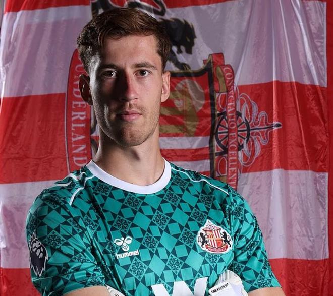 桑德蘭夏窗引援破紀(jì)錄，花費(fèi)1.22億英鎊，八筆交易創(chuàng)歷史新高。