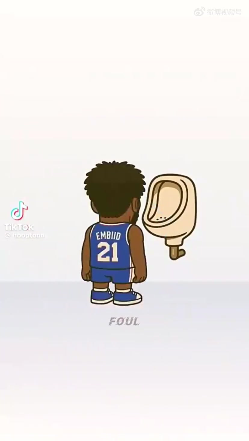 笑死用尿尿來演繹NBA球星的球風老詹抱著布朗尼尿