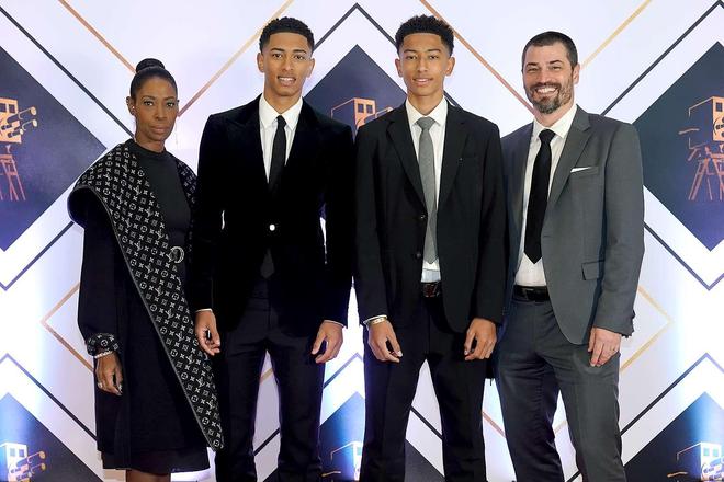 小貝林父母禁入多特更衣室，里肯：關(guān)系良好。