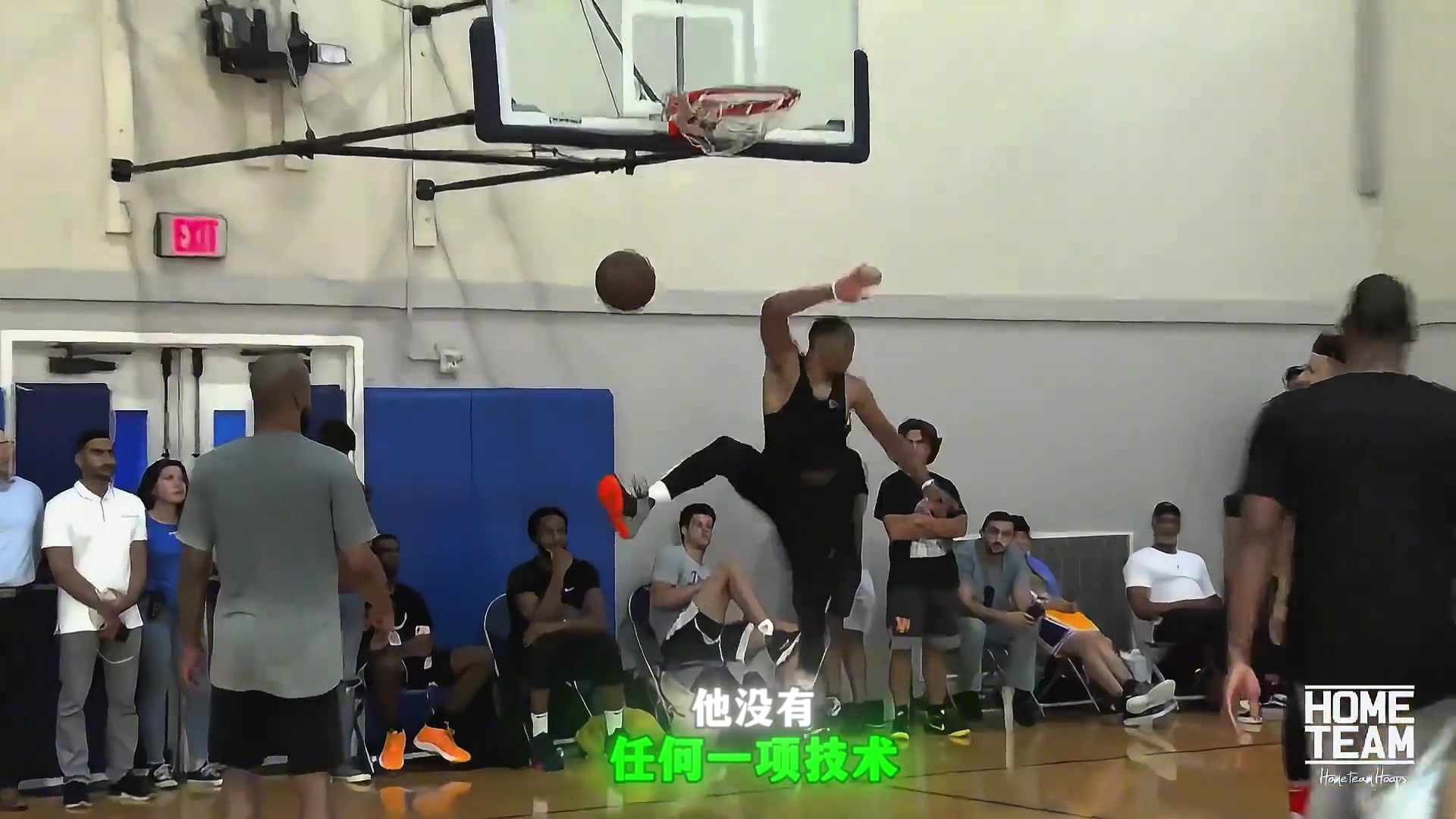 楊毅威少是這個(gè)時(shí)代很罕見(jiàn)的沒(méi)有任何一項(xiàng)技術(shù)是真正過(guò)硬的