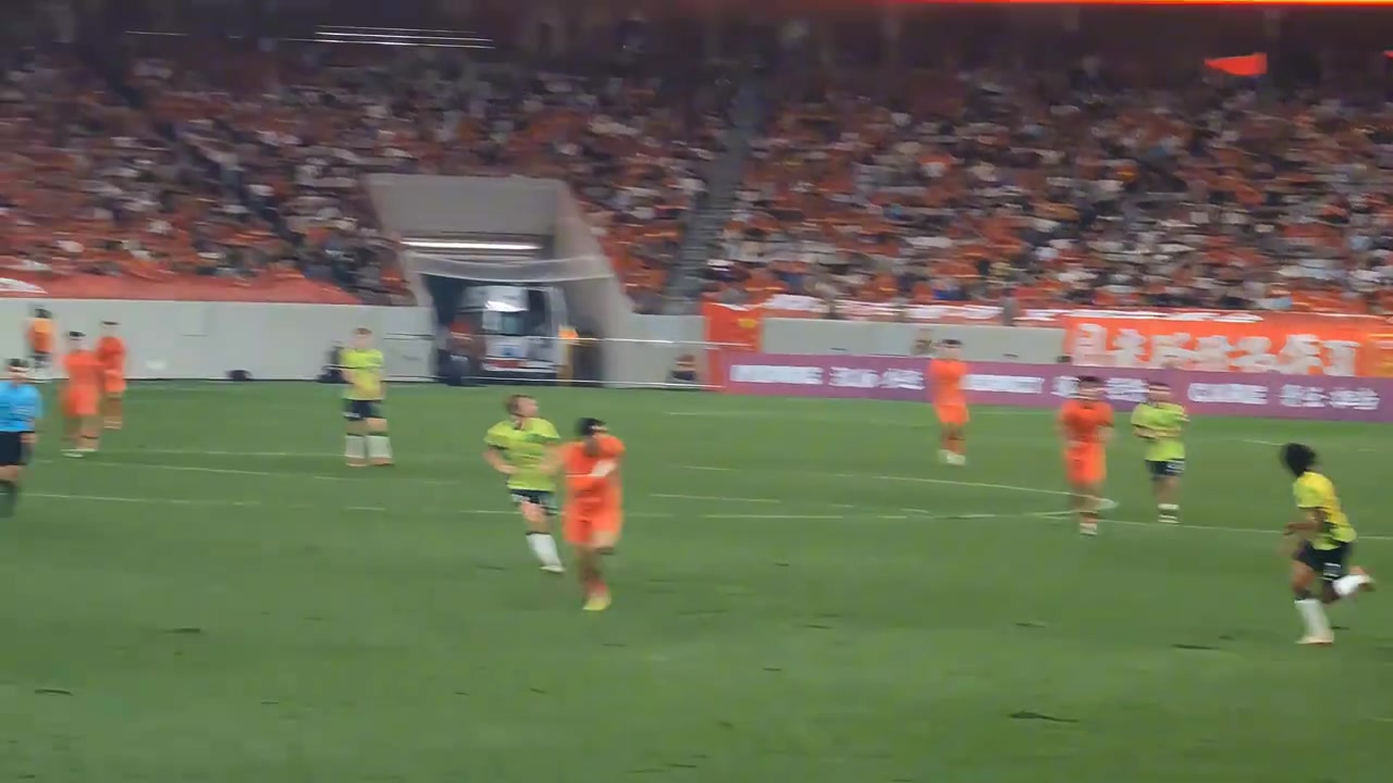 網(wǎng)友現(xiàn)場(chǎng)實(shí)拍拜合拉木是很拼但是技術(shù)確實(shí)糙了一點(diǎn)