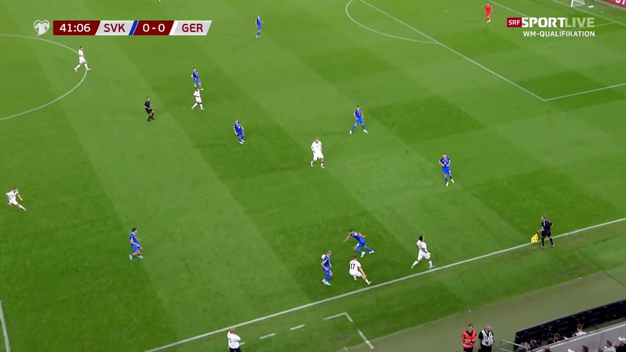 德國防線被打穿斯特列克倒三角漢茨科跟進(jìn)打門得手