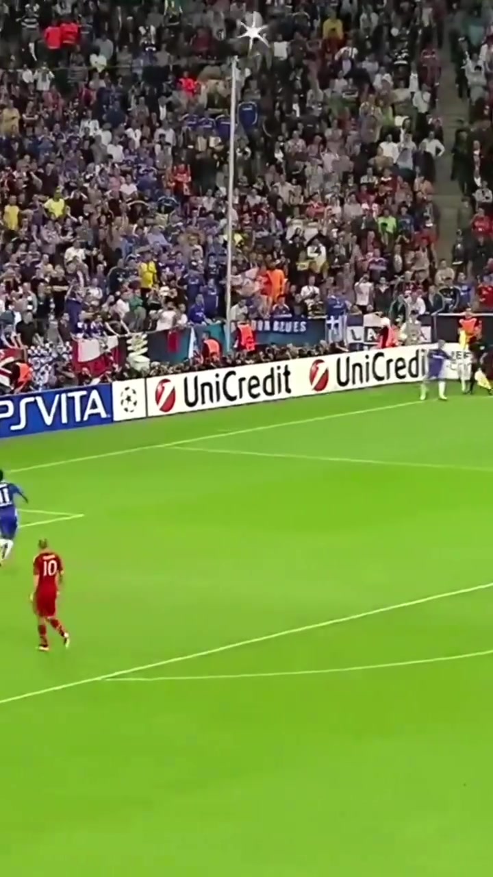 2012歐冠決賽屬于藍(lán)軍的奇跡切爾西神奇般的奪得隊史首冠