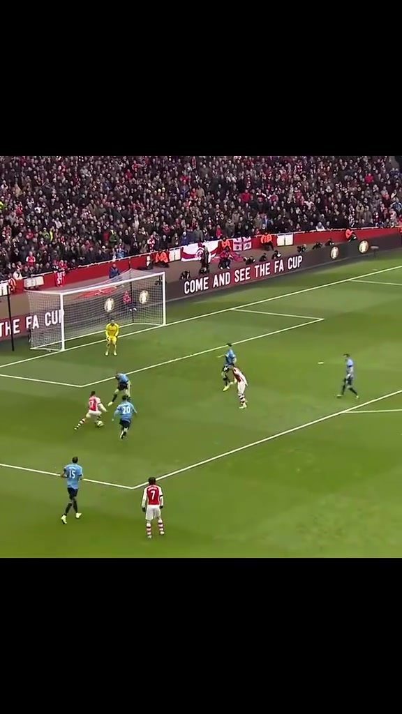 最粗的大腿巔峰桑切斯有多強(qiáng)一己之力帶隊(duì)前進(jìn)的前鋒