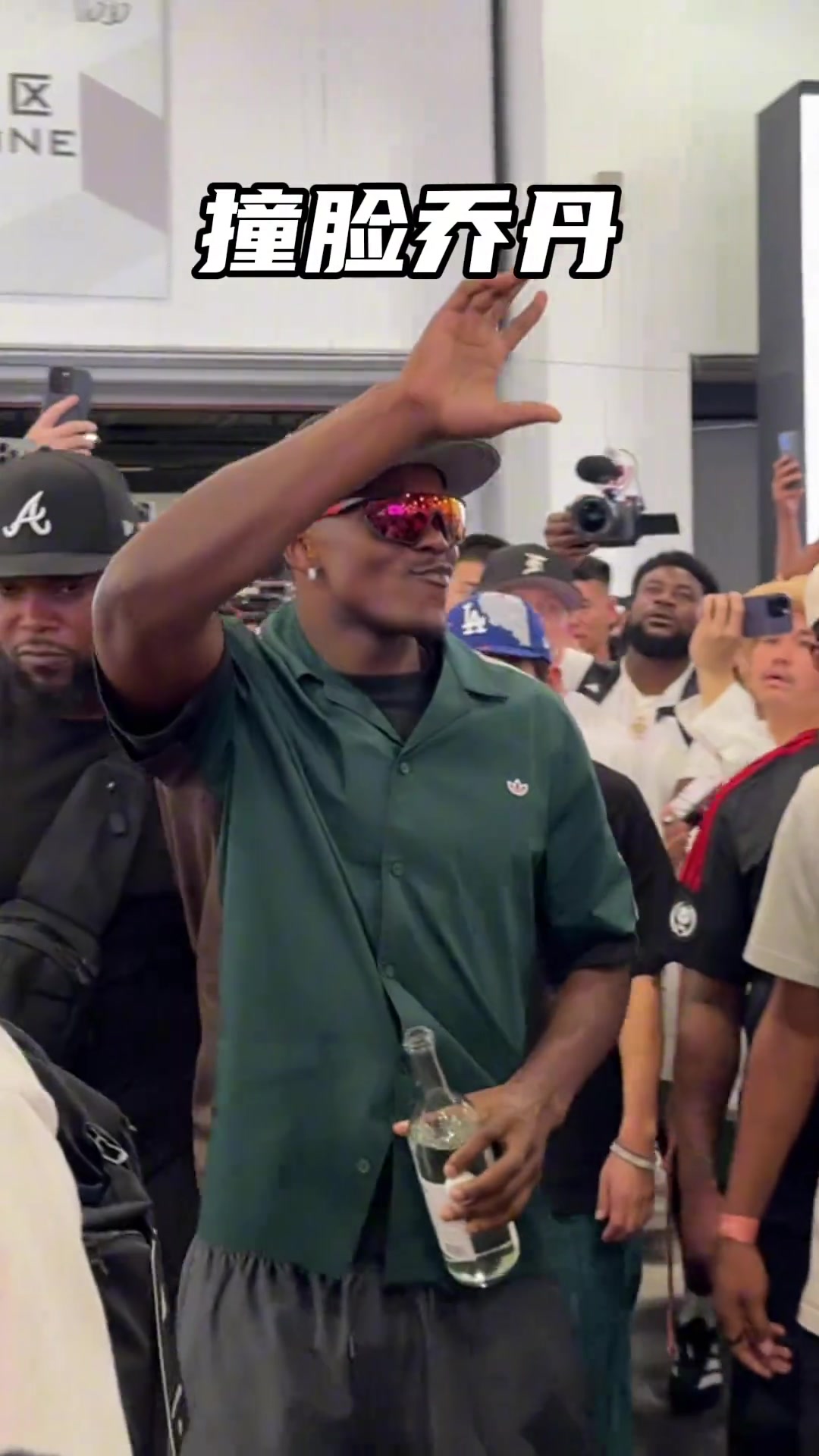 華子這簡直撞臉半壁江山