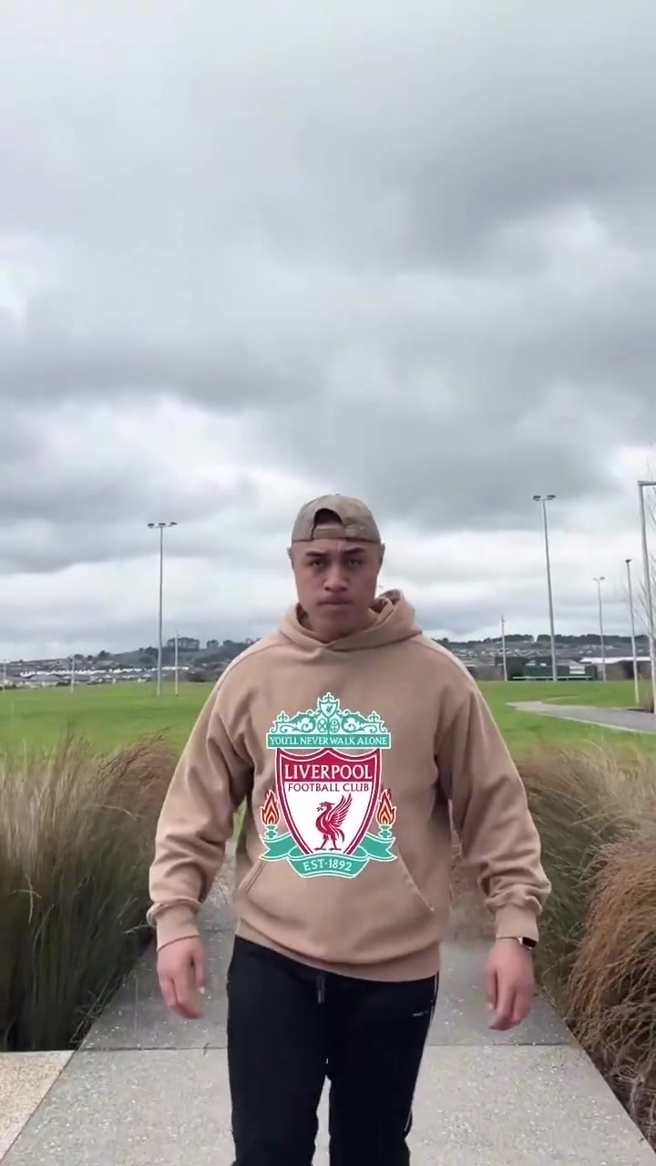 阿森納這誰TM做的國外網(wǎng)友惡搞本賽季的利物浦