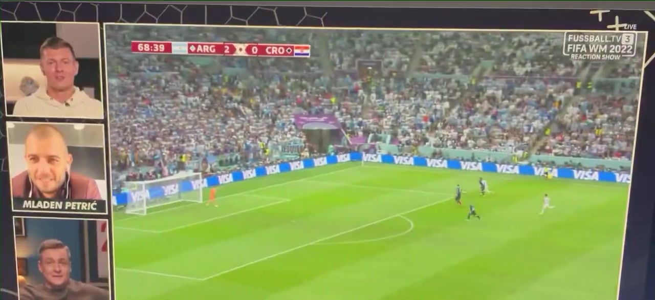 當(dāng)克羅斯看到梅西神奇助攻后表示他配得上世界杯冠軍