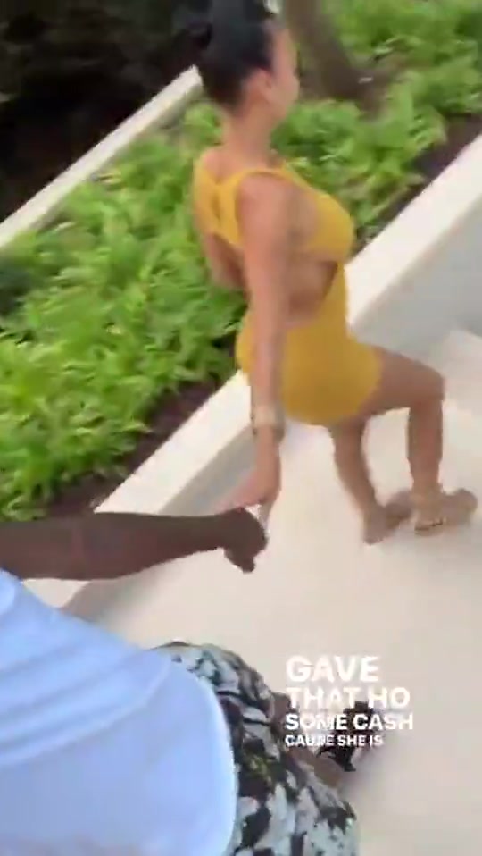 杰倫-格林此前自拍視頻大方展示穿著性感的40歲老baby