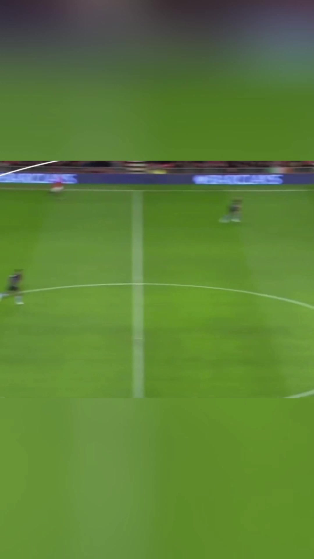 魯尼足球有時(shí)可以是兩個(gè)人的運(yùn)動(dòng)