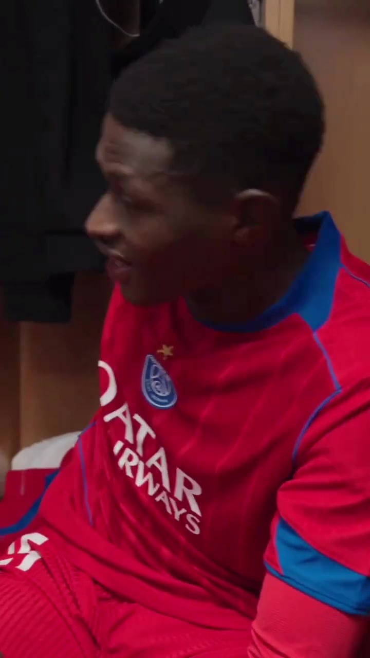 又拿最佳巴黎7-2勒沃庫森世一左努諾門德斯當(dāng)選全場最佳