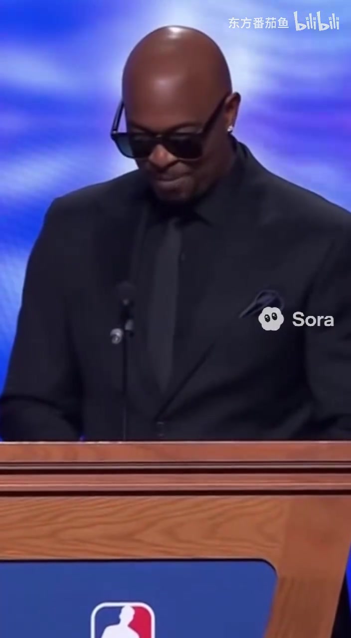 網(wǎng)友AI惡搞FBI探員宣布監(jiān)獄賭球人隊(duì)在第三順位選中比盧普斯