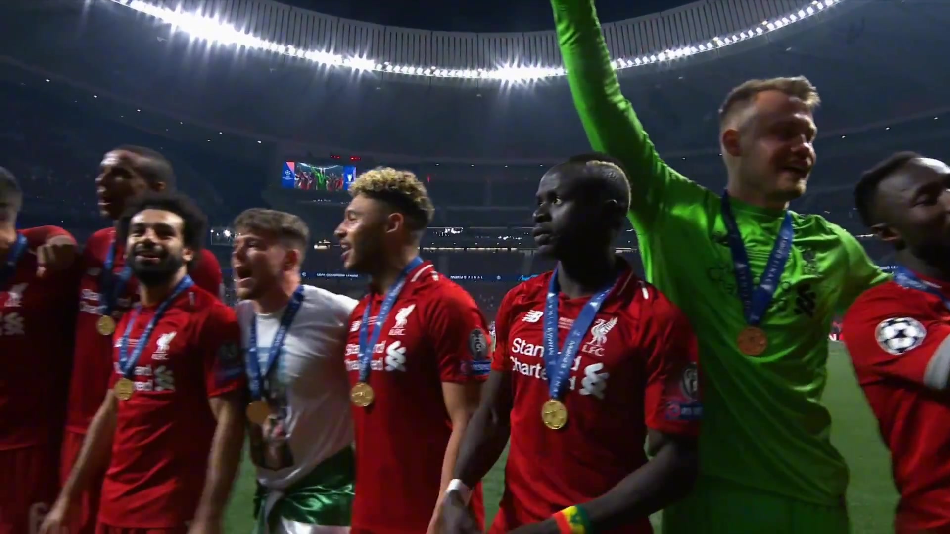 紅軍球迷所以你到底是懷念那個夏天還是那個夏天的人